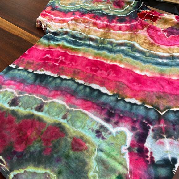 Tie Dyed Unisex T-shirt - Geode Ice Dye - Pink Green - Handmade (2XLarge) - Picture 2 of 12